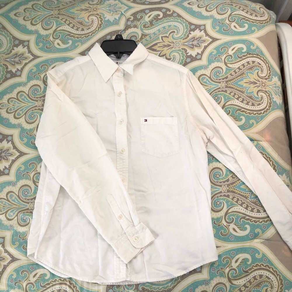 Tommy Hilfiger Women’s White Button Down